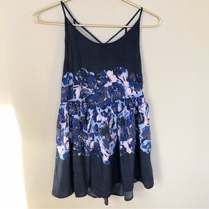 Free People Navy blue & lavender floral flowy Summer top XS